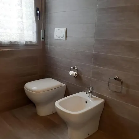 Laura Al Brasile Apartment